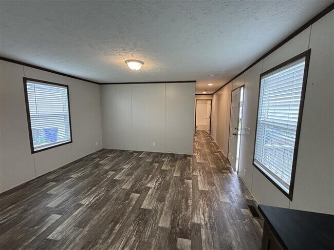 Photo - 13 Lou Henry Ln