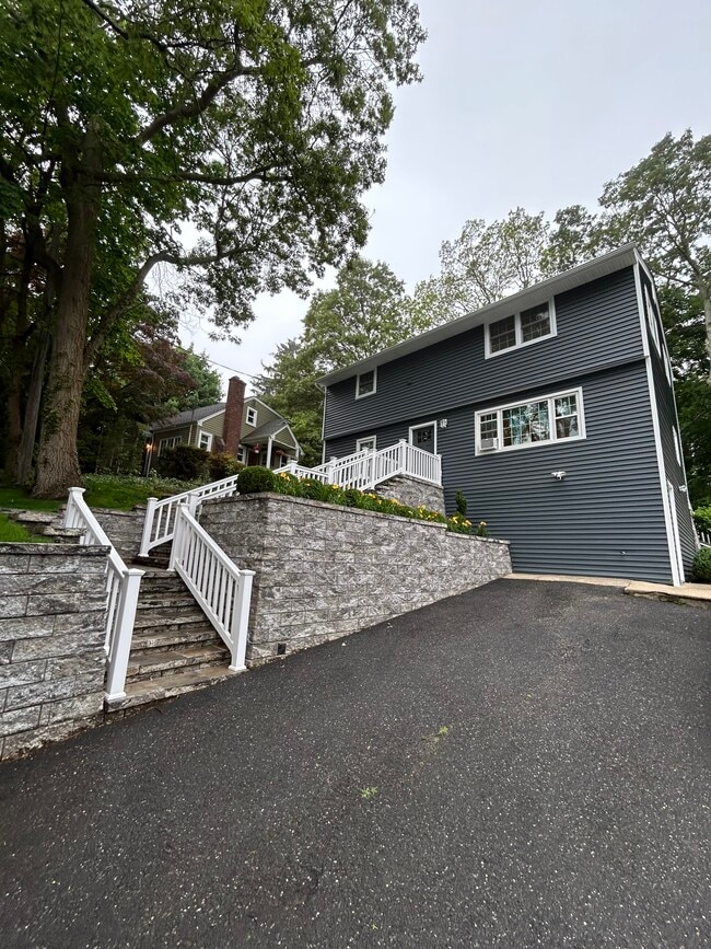 Photo - 13 Pauline Pl Unit B