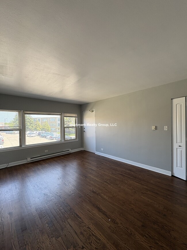 Photo - 7632 N Milwaukee Ave Unit 4N