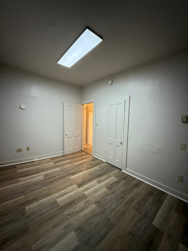 Dormitorio - 13 Church St