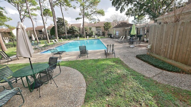 Photo - 800 Country Pl Dr Unidad 506