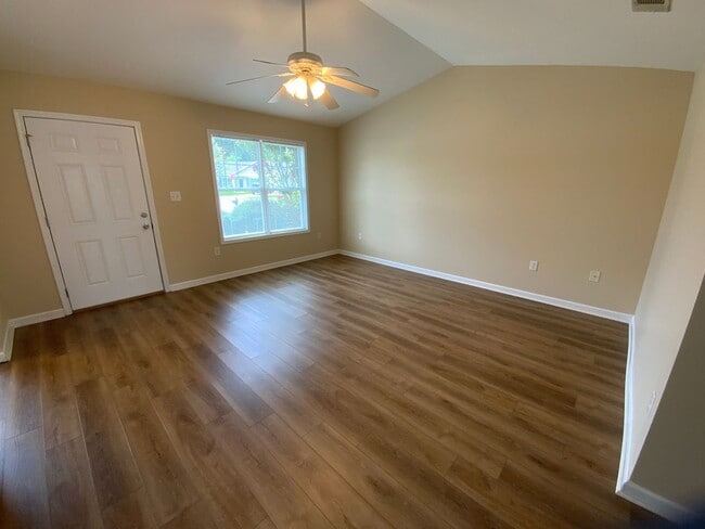 Photo - 6-8 Prescott Ln NW Unidad 6 Prescott Ln