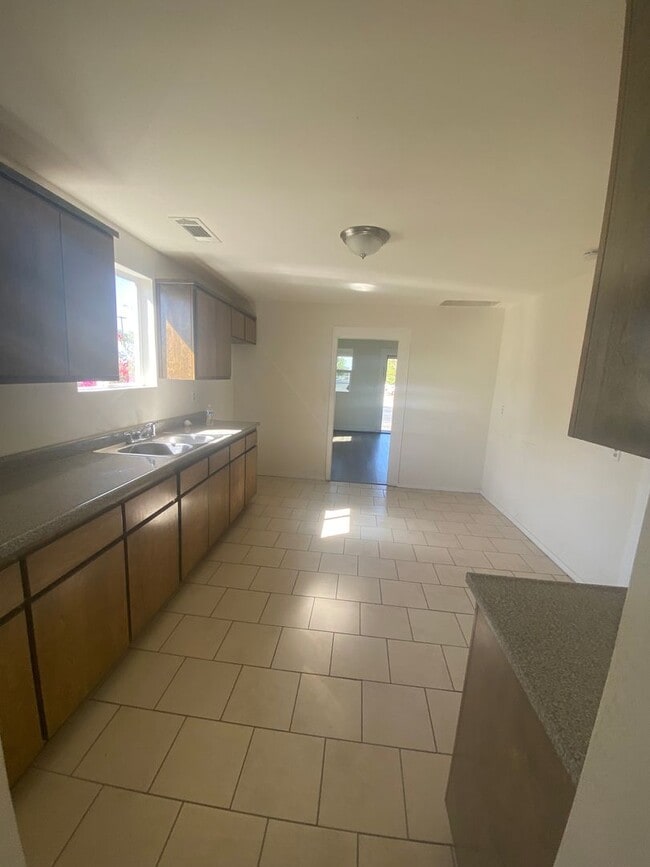 Photo - 429 Florinda St Unit 429