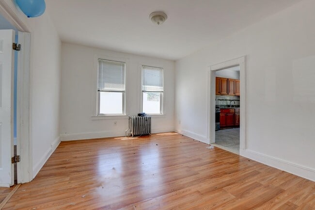 Building Photo - 477 Liberty Ave Unit 2