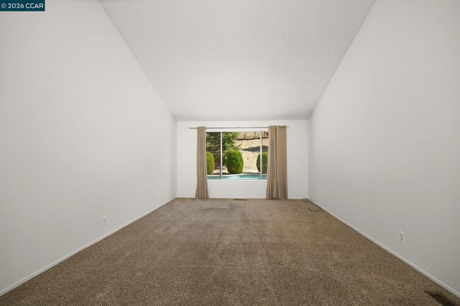 Photo - 340 Borica Dr