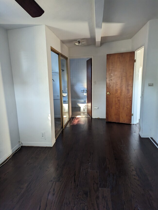 Photo - 25126 Feijoa Ave