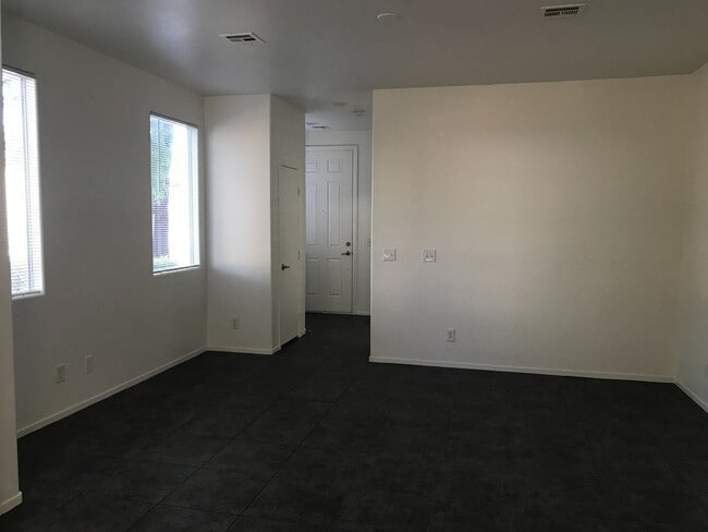 Photo - 3 bed/3 bath with Loft 2-story home 89115