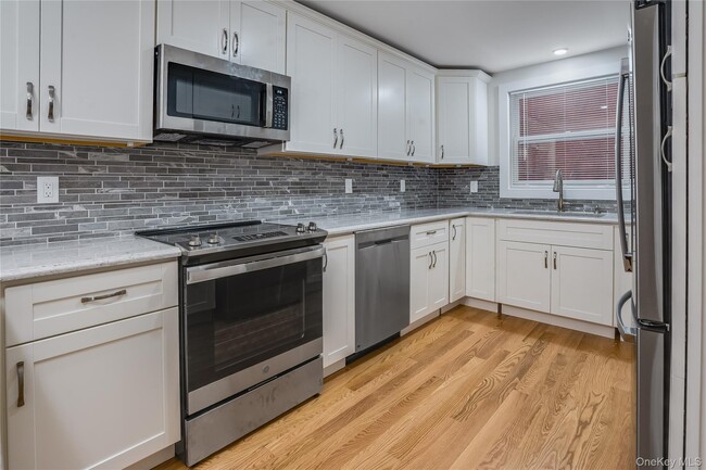 Photo - 16 S Division St Unidad 2A