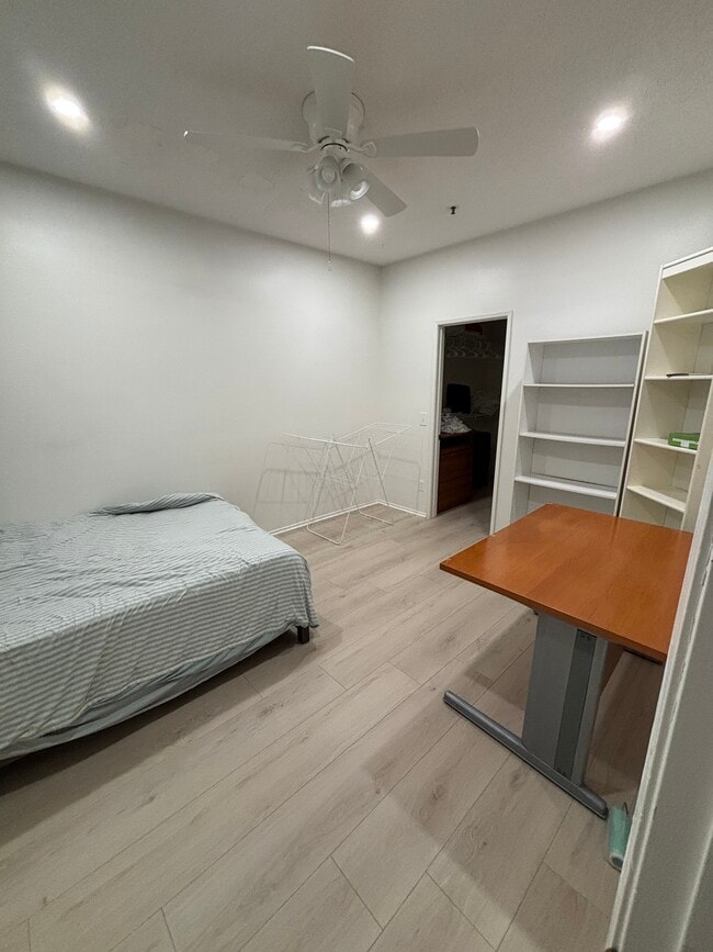 Building Photo - 17722 Sergio Cir Unit 103 Rental