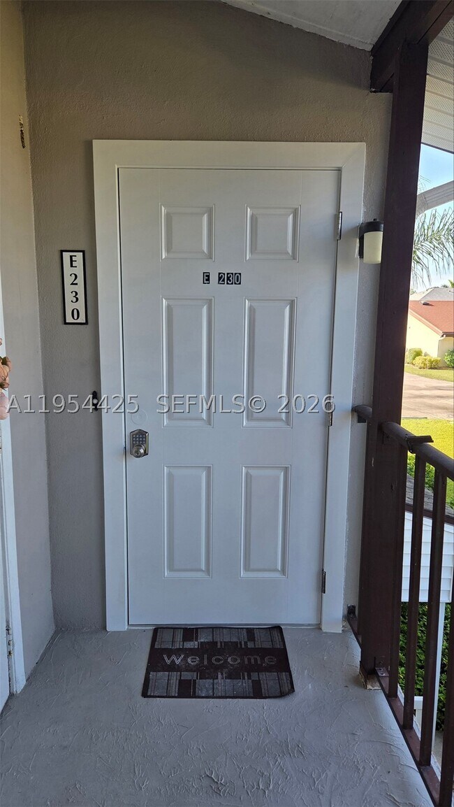 Photo - 180 Cypress E230 Unit E230
