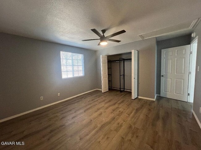 Photo - 43119 7th St