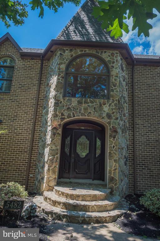 Building Photo - 5482 Royal Mile Blvd