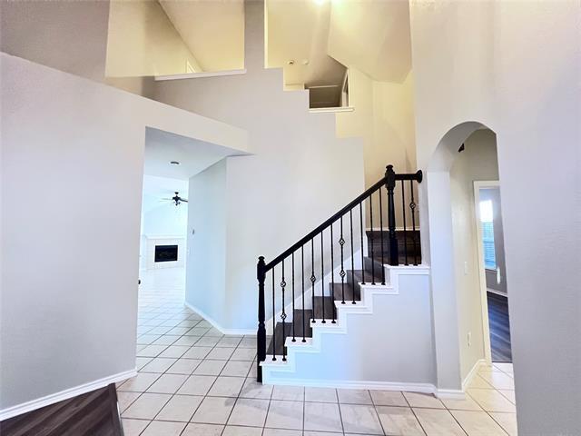 Photo - 1508 Oakhollow Dr