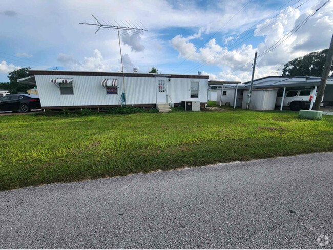 Building Photo - 6333 20th St Rental