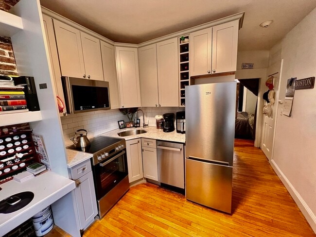 Photo - 34-36 Grove St Unit 1