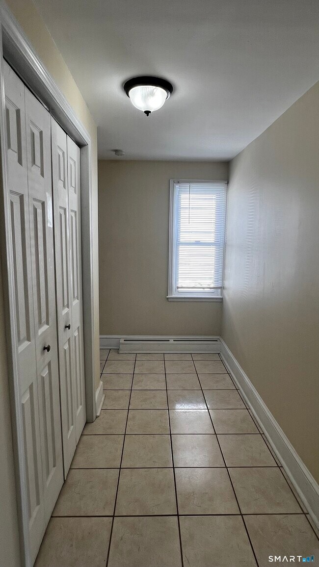 Photo - 173 Bradley Ave