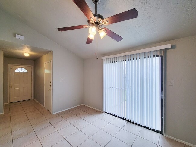 Photo - NICE 3 BEDROOM 1 BATH LEASE HOME IN RANCH COUNTRY HOCKLEY, TEXAS