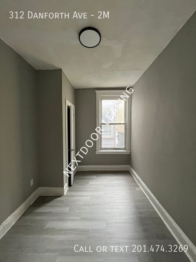 Photo - 312 Danforth Ave Unit 2M