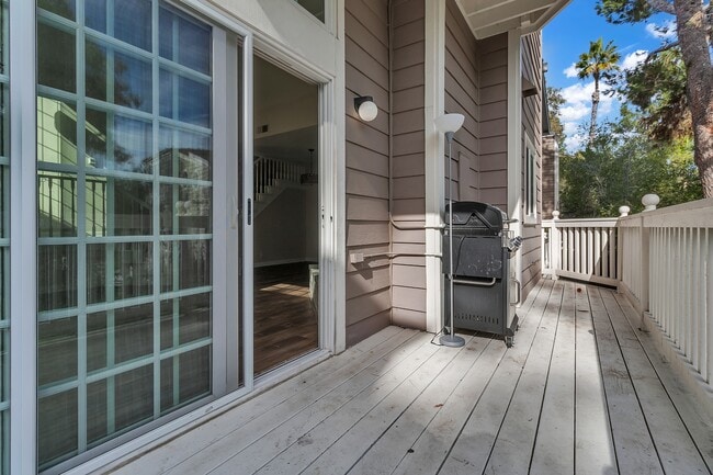 Photo - 33212 Ocean Bright