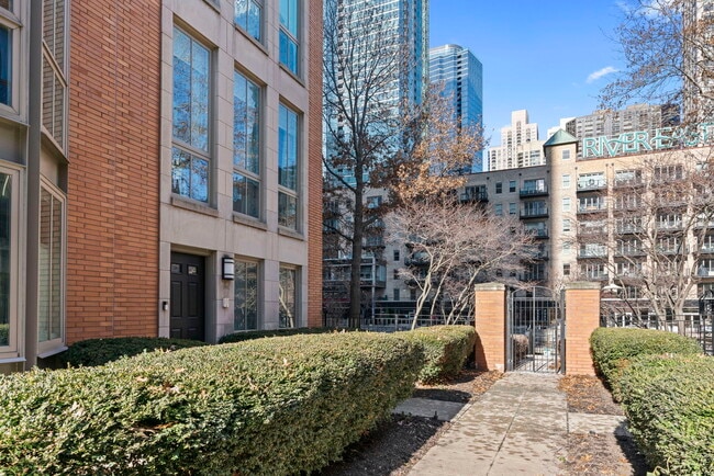 Photo - 424 E North Water St