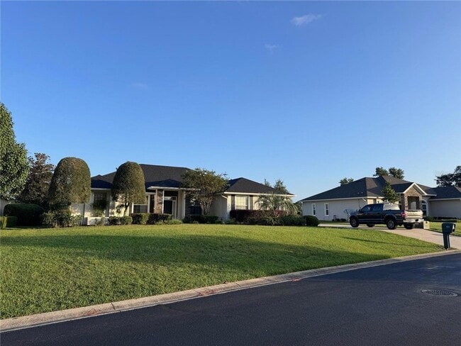 Photo - 341 Lake Dr