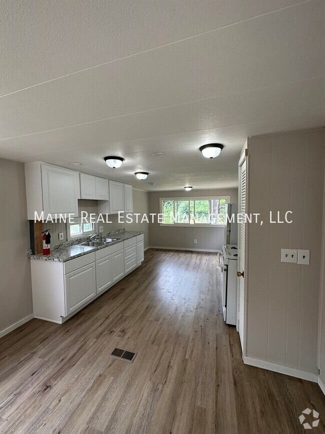 Building Photo - 8 Park Rd Rental
