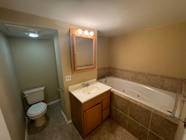 Photo - 3322 7th St W