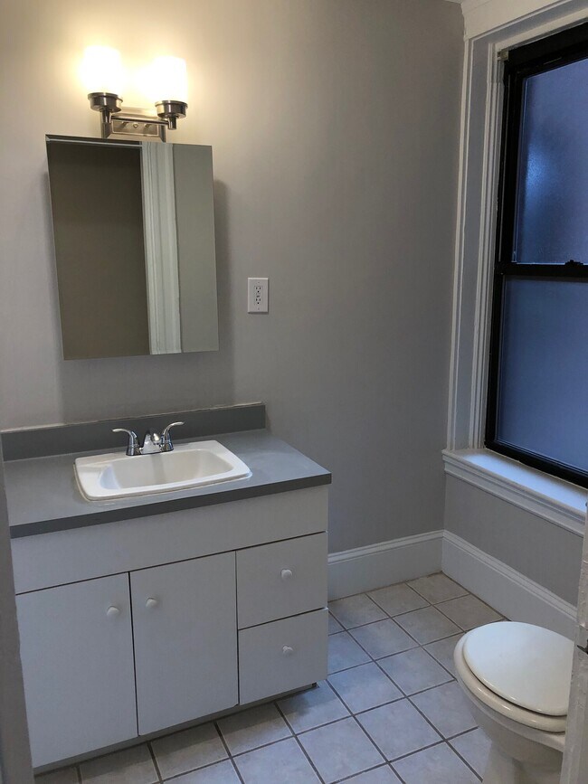 Photo - 9 Upland Rd Unit 4