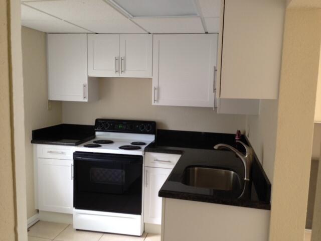 Photo - 2233 Madison St Unit 4