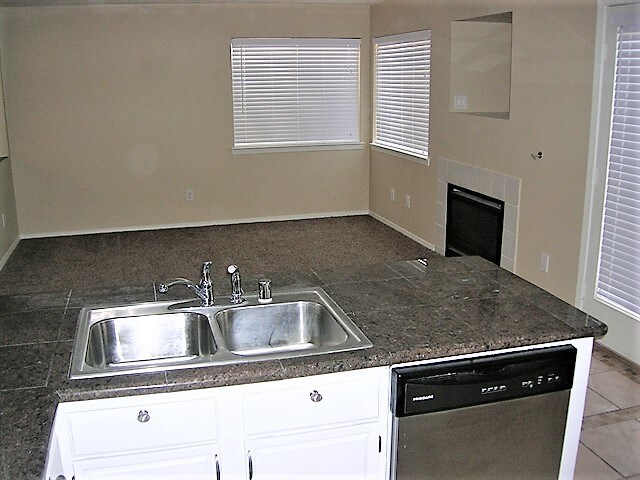 Photo - 8120 Westover Pl NW