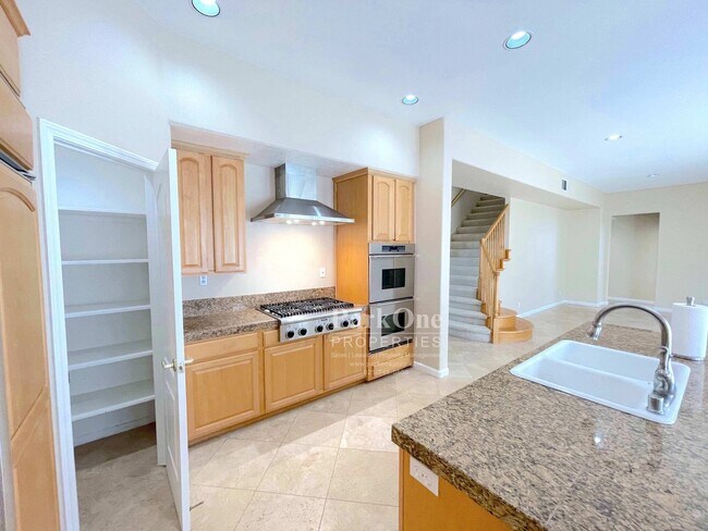 Photo - Beautiful Home in Peacock Creek