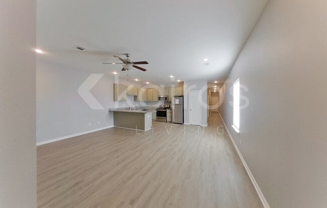 Photo - 2013 Wilson Rd