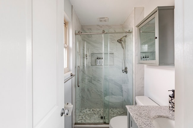 Photo - 6129 Wolff St