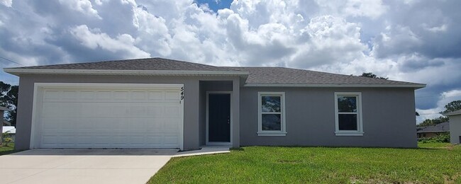 Building Photo - Cute 3/2 Home in PALM BAY!