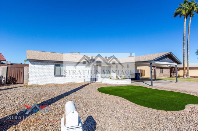 Photo - 2526 E Juanita Ave