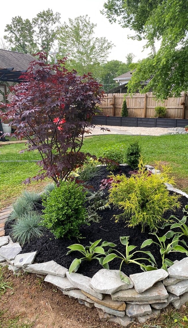 Photo - 1044 Hummingbird Ln