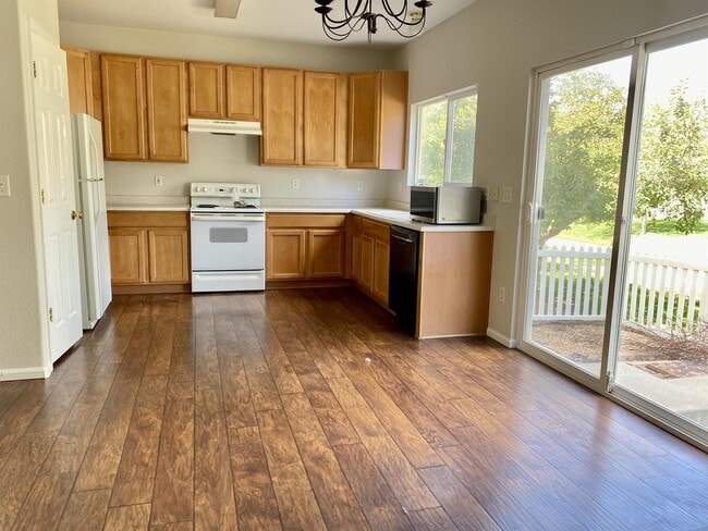 Photo - 13950 Adams St