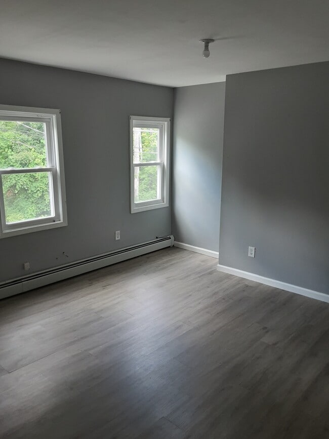 Photo - 140 Berme Rd