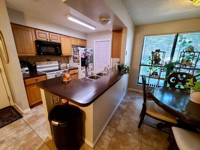 Photo - 611 Casa Park D Ct