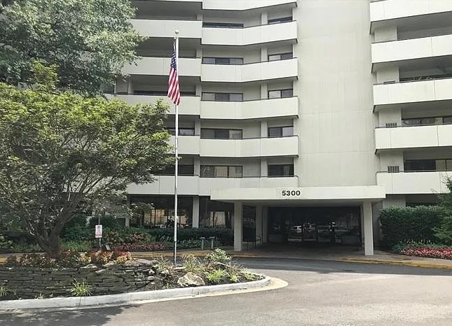 Building Photo - 5300 Columbia Pike Unit #410