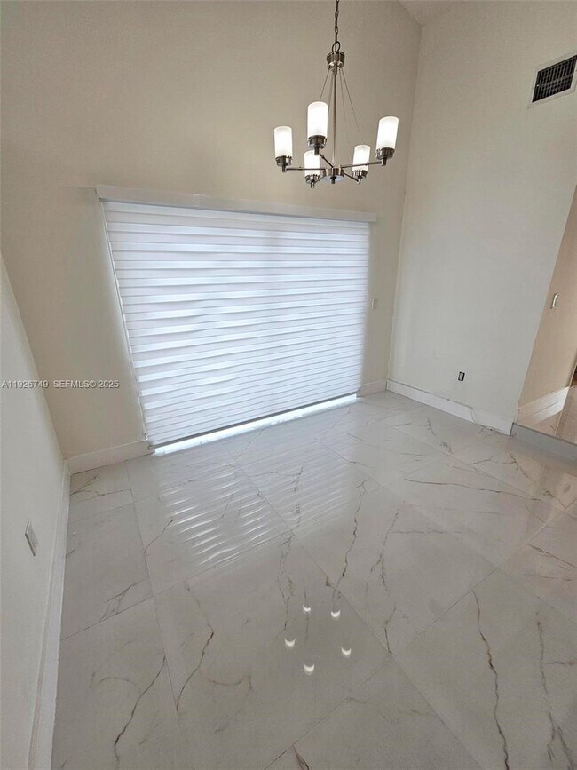 Photo - 8041 NW 191st St