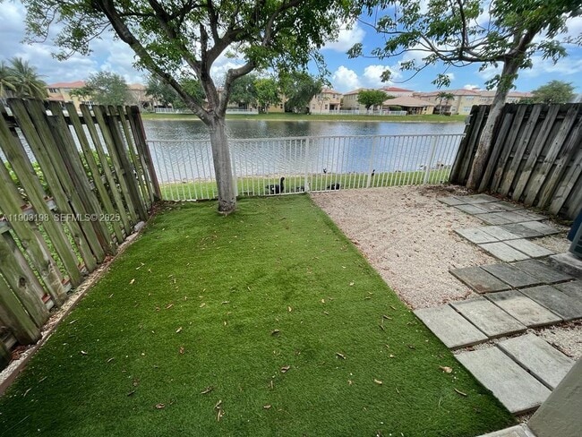 Photo - 10983 NW 79th St