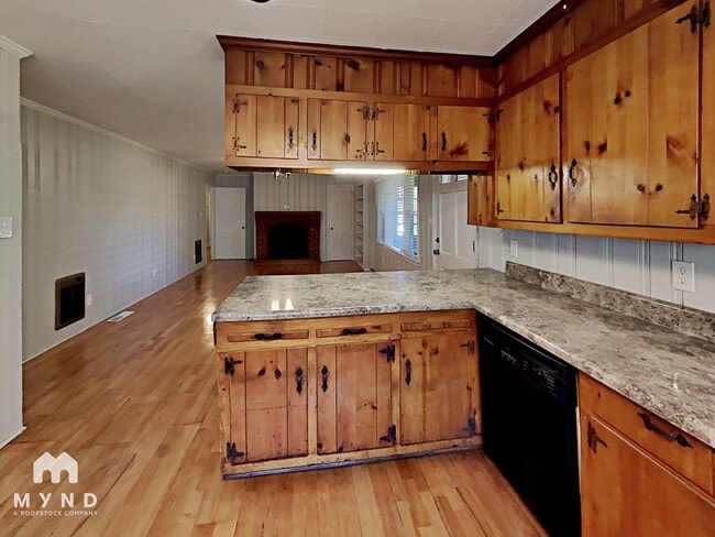 Photo - 886 Sugar Valley Rd SW