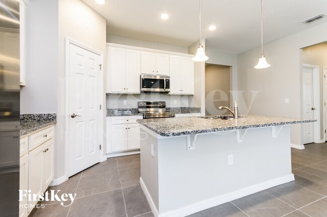 Photo - 1276 Spokane Pt