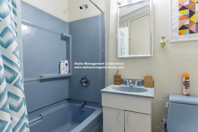 Photo - 1232 Beacon St Unit B1