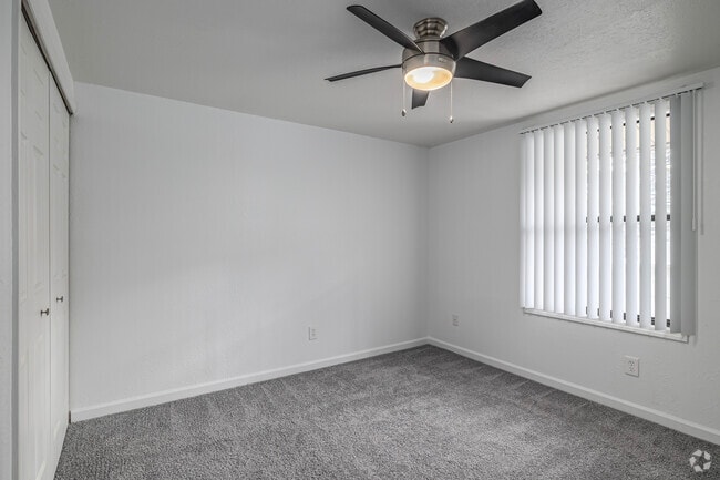 1BD, 1BA - 576SF - Actualizado