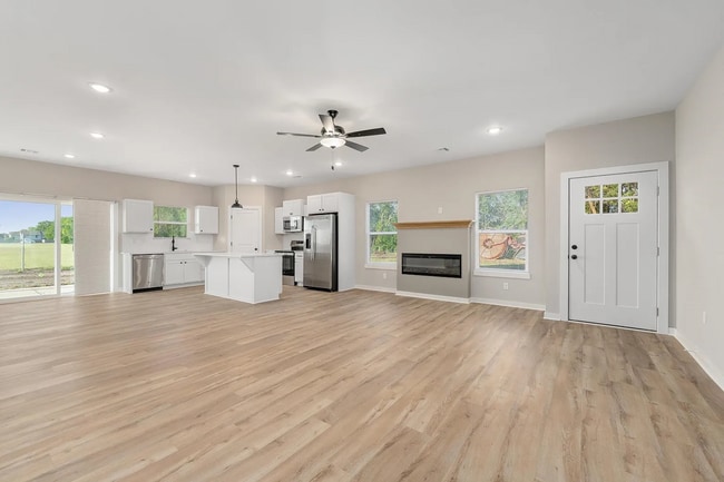 Photo - 2123 E Elk Rdg Ave