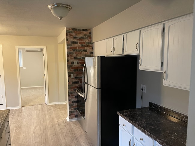 Photo - 2116 S Longmont Ave