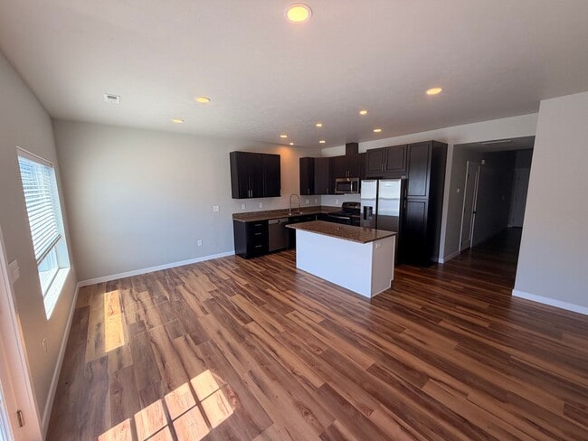 Building Photo - 13817 W Redding Dr Unit #13819