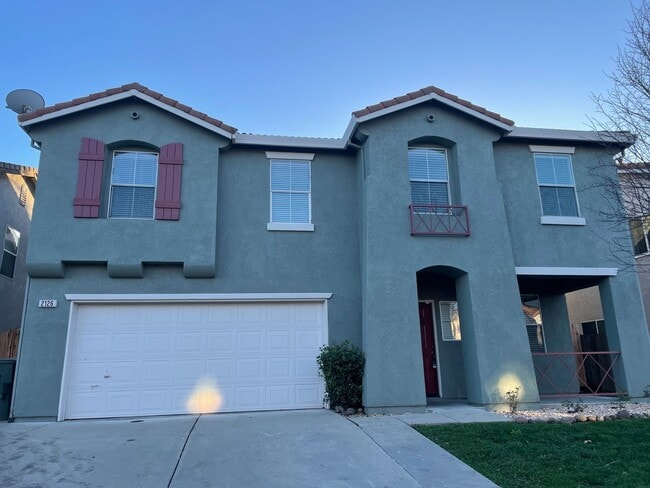 Photo - LARGE TWO STORY HOME IN ROCKLIN WITH 4 BEDROOM PLUS DEN & BONUS ROOM